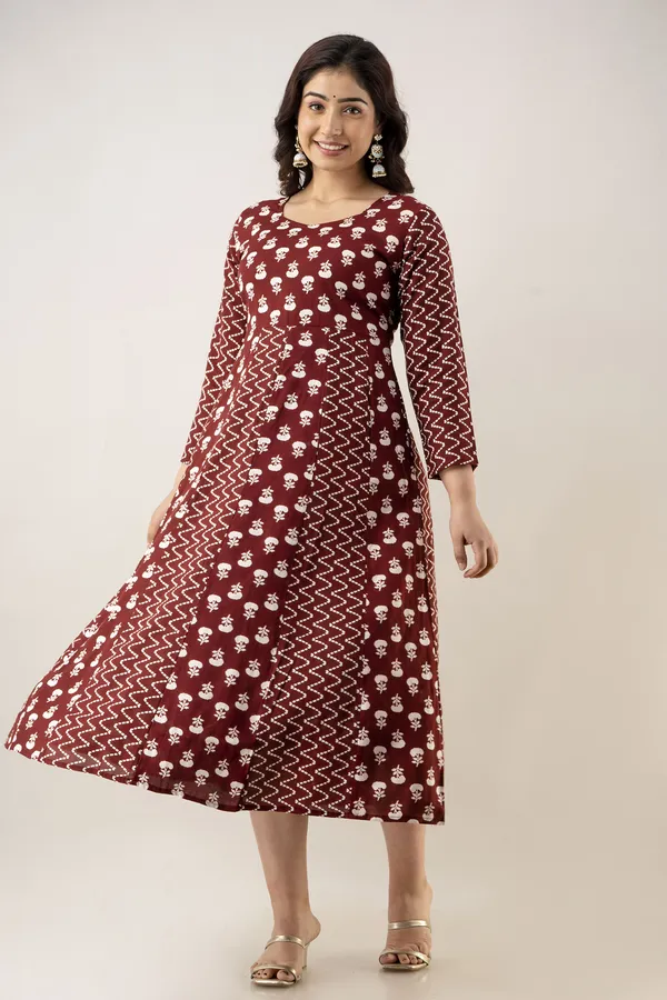 Women_Cotton_And_Rayon_Printed_Anarkali_Kurta_And_Dupatta_Set